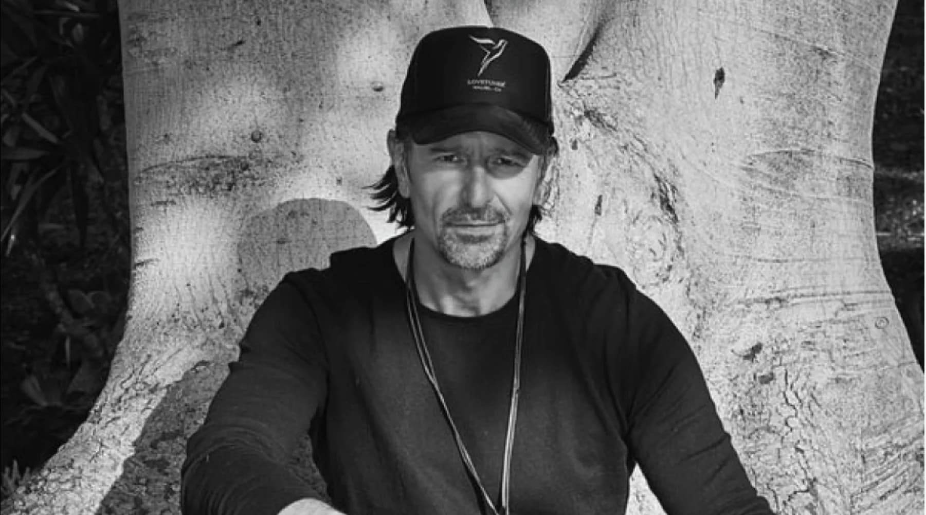 Black-and-white portrait of Sigmar Berg, Founder behind lovetuner.com