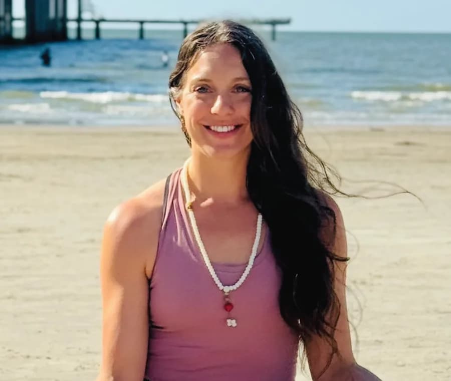 Portrait of Camille Shaw, Yoga Teacher behind Yoga Teacher