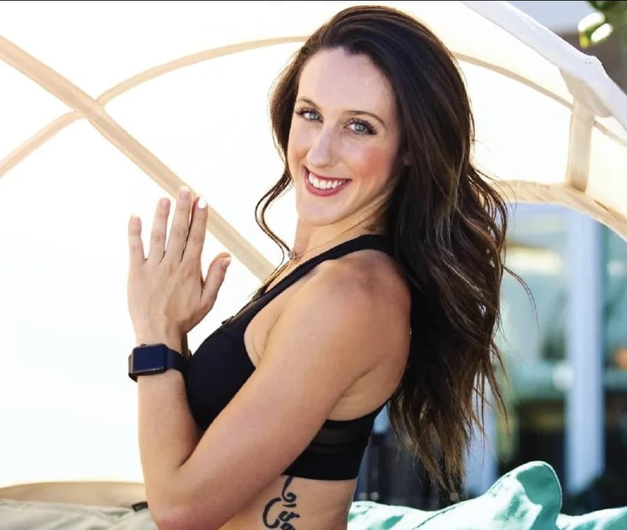 Portrait of Stacie Dahlbeck, Yoga Teacher behind youtube.com