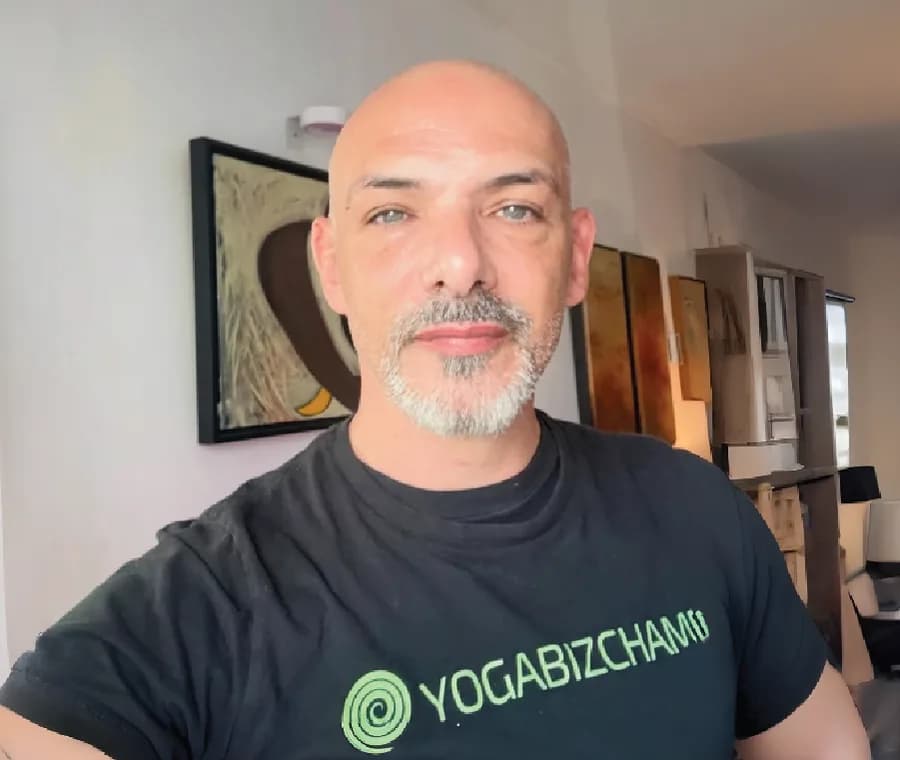 Portrait of Michael Jay, Studio Owner behind yogabizchamp.com