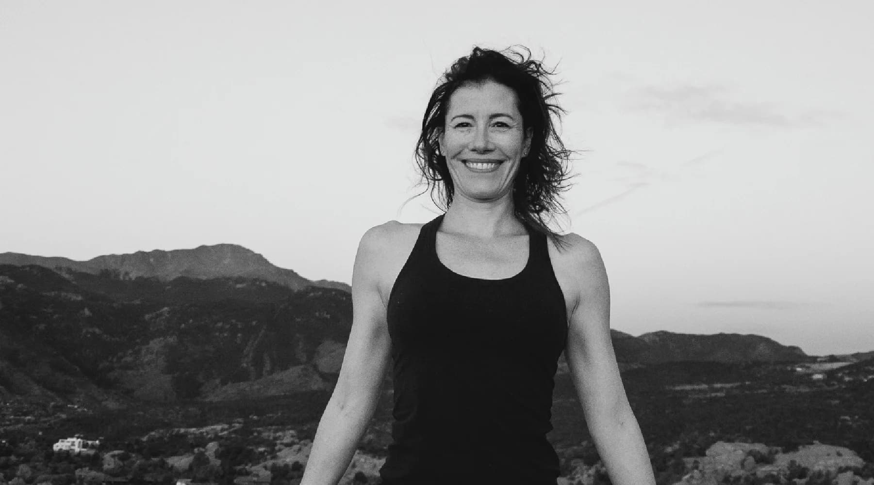 Black-and-white portrait of Rachel Scott, Teacher Training behind rachelyoga.com