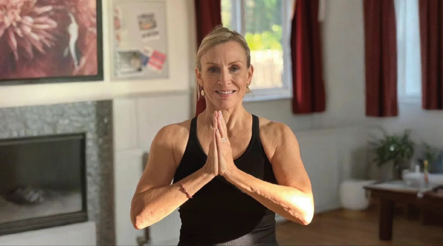 Black-and-white portrait of Paula Richardson, Yoga Business Coach behind paulasyogaforlife.com